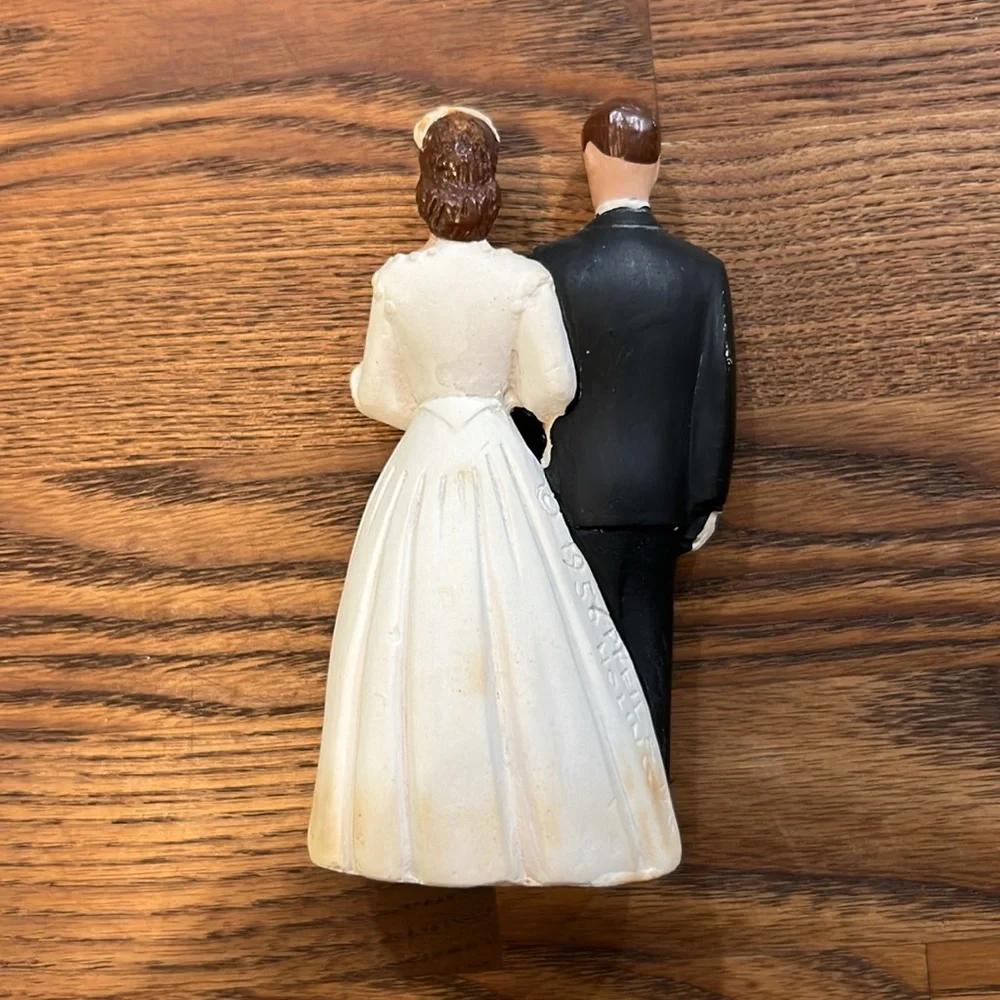 💍 Vintage 1956 PFEIL & INC. Molding Bride & Groom Wedding Cake Topper Figurine